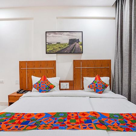 Fabhotel Northern Suites - Kundalahalli Main Road Bangalore Exterior photo