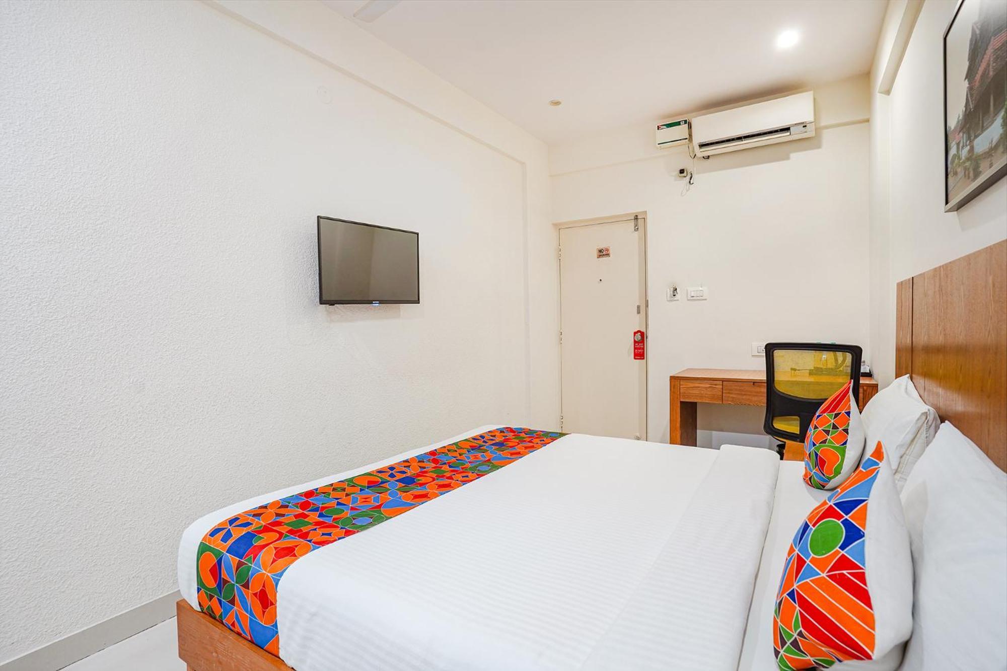Fabhotel Northern Suites - Kundalahalli Main Road Bangalore Exterior photo